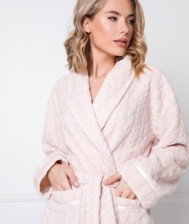 zupan-aruelle-cara-bathrobe-2.jpg