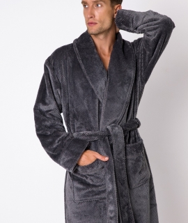 pansky-zupan-aruelle-kevin-bathrobe(1).jpg